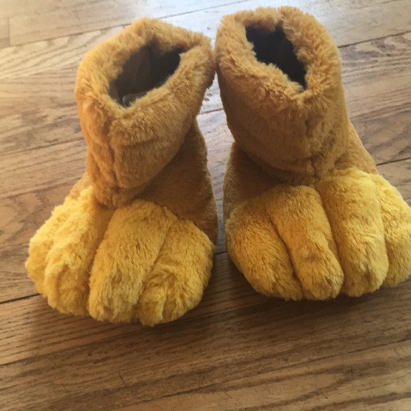 lion slippers for adults